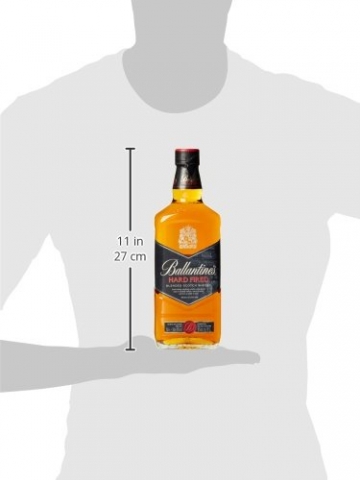 Ballantines Hard Fired Blended Scotch Whisky – Hard fired Whisky aus doppelt ausgebrannten Eichenfässern für einen besonders rauchig & würzigen Geschmack – 1 x 0,7 L - 8