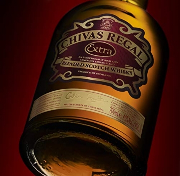 Chivas Regal Extra Blended Scotch Whisky mit Geschenkverpackung – Edle Komposition aus ausgewählten Malt & Grain Whiskys – Whisky mit goldgelber Farbe & fruchtig-süßem Geschmack – 1 x 0,7 L - 5