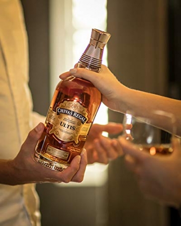 Chivas Regal Scotch ULTIS Whisky mit Geschenkverpackung (1 x 0.7 l) - 6