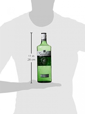 Gordon's The Original Special Dry London Gin - Green Bottle (1 x 0.7 l) - 4