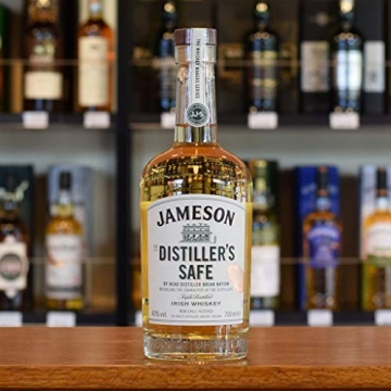 Jameson The Distillers Safe Irish Whisky (1 x 0.7 l) - 4