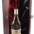 Martell Cordon Bleu Cognac (1970's bottling) in einer mit Seide ausgestatetten Geschenkbox, da zu 4 Weinaccessoires, 1 x 700ml - 1