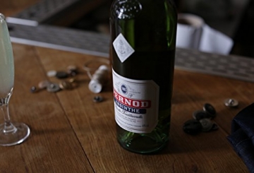 Pernod Absinthe Recette Traditionnelle – Absinth nach traditionellem Original-Rezept – Angenehm milde Wermutspirituose mit pflanzlichen Noten – 1 x 0,7 L - 3